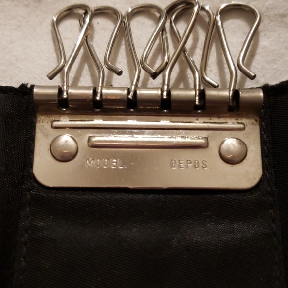 Prada 6 key keychain 3¹/⁴"Lx2.5"H - Picture 7 of 7